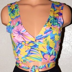 Uget Women's Floral Wrap Cropped Top